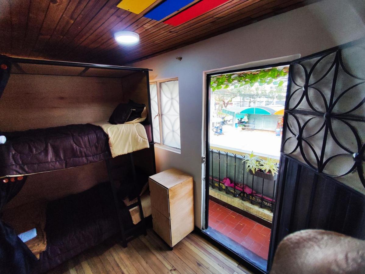 Baruch Capsula Hotel Bogotá Exterior foto