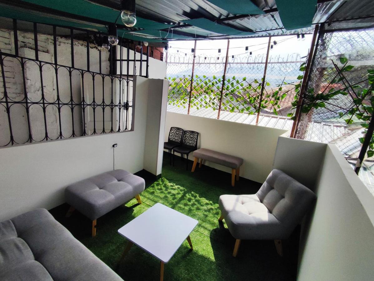 Baruch Capsula Hotel Bogotá Exterior foto